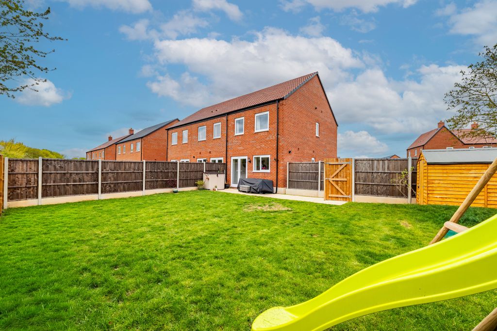 Property photo 1 of 12 Photo 1