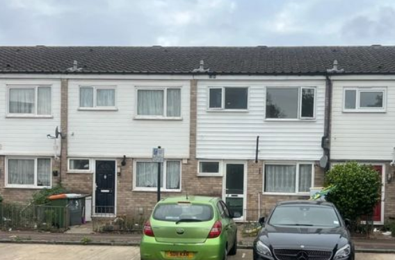 Property photo 1 of 1