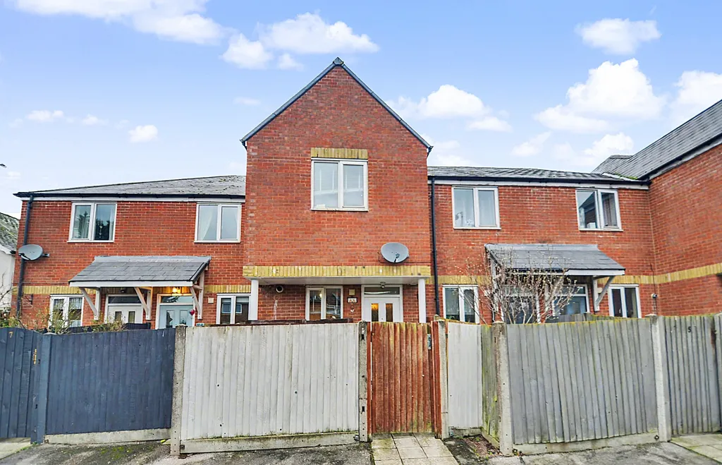 Whitley Wood Road, Reading RG2 - View 3