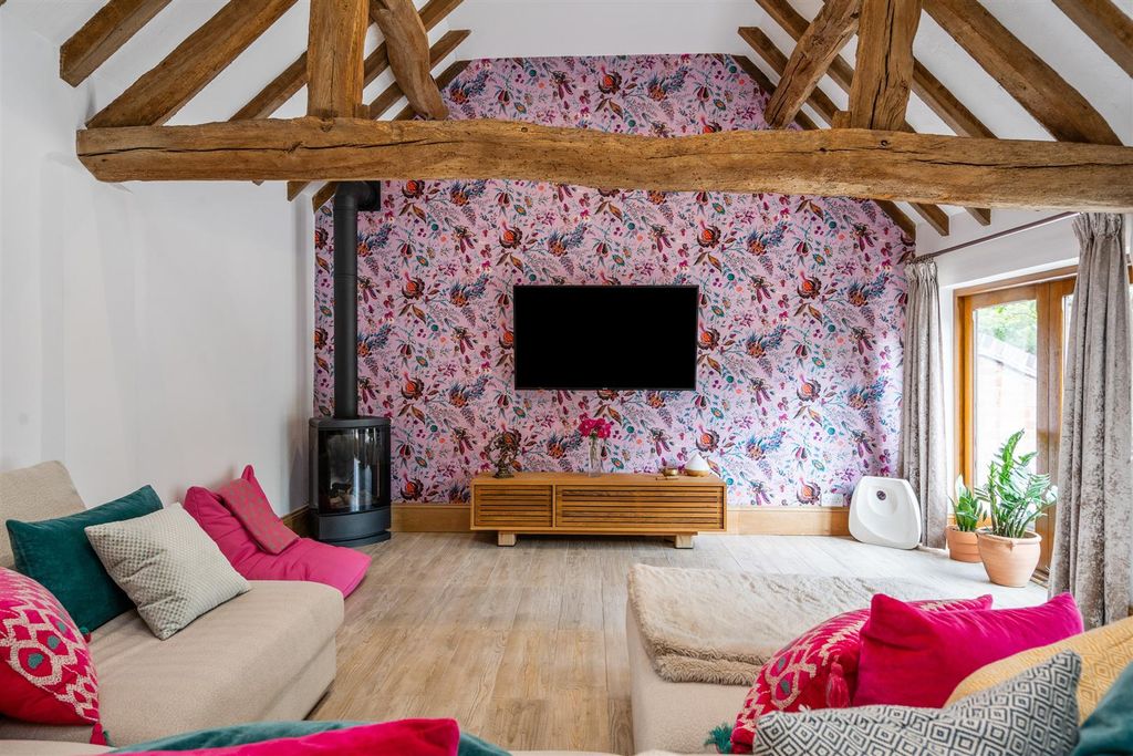 Property photo 3 of 38 Little Cleobury Barn_83.Jpg