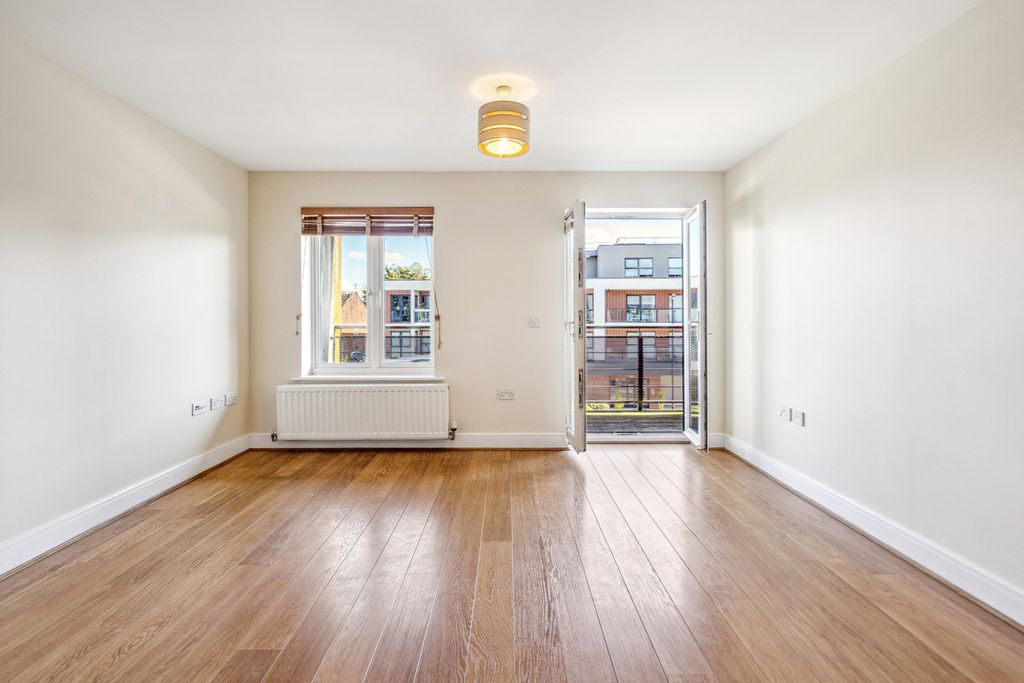 Property photo 3 of 9