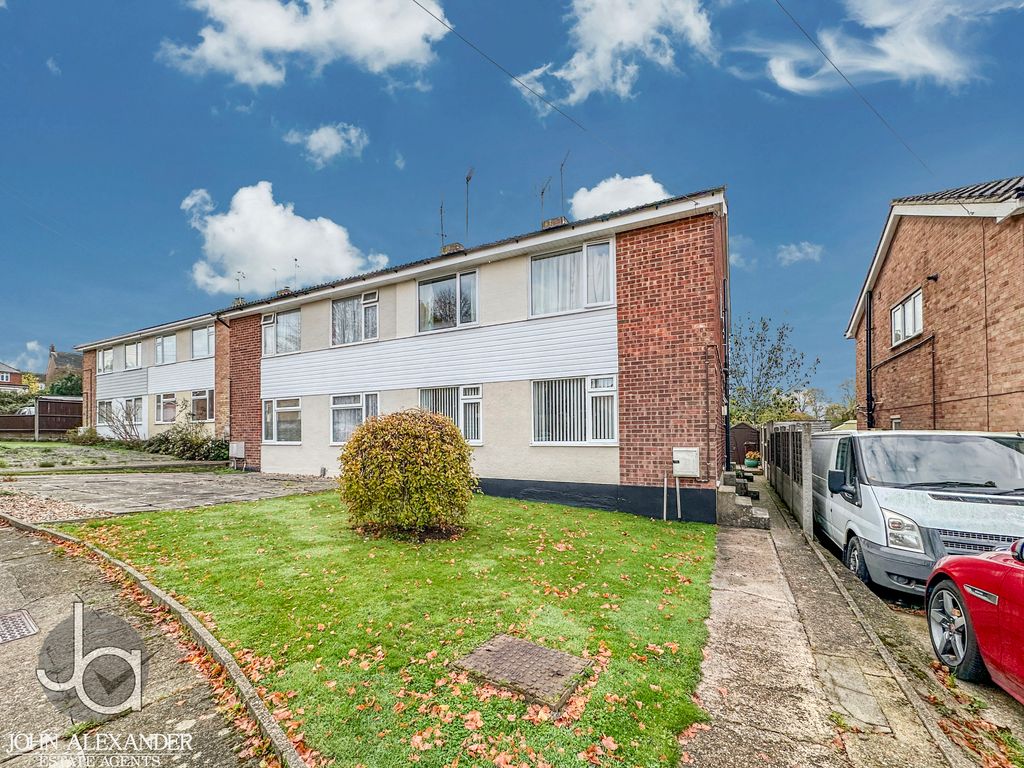 Property photo 1 of 17 20251022_102818210_0.5