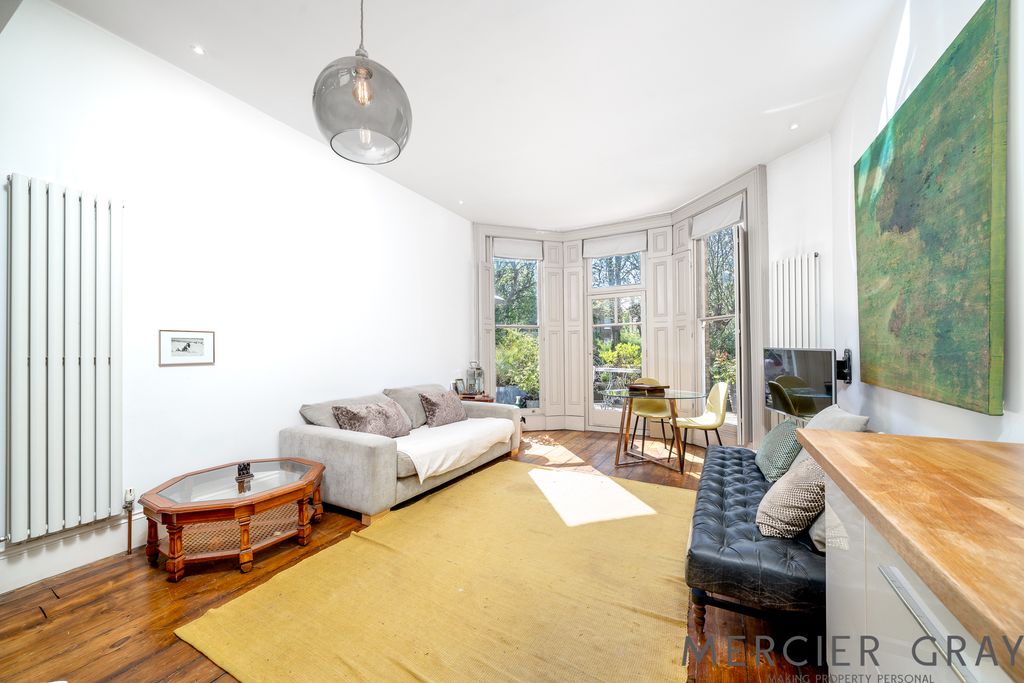 Property photo 3 of 14 Photo 6