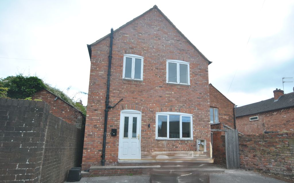 Property photo 1 of 9 Front