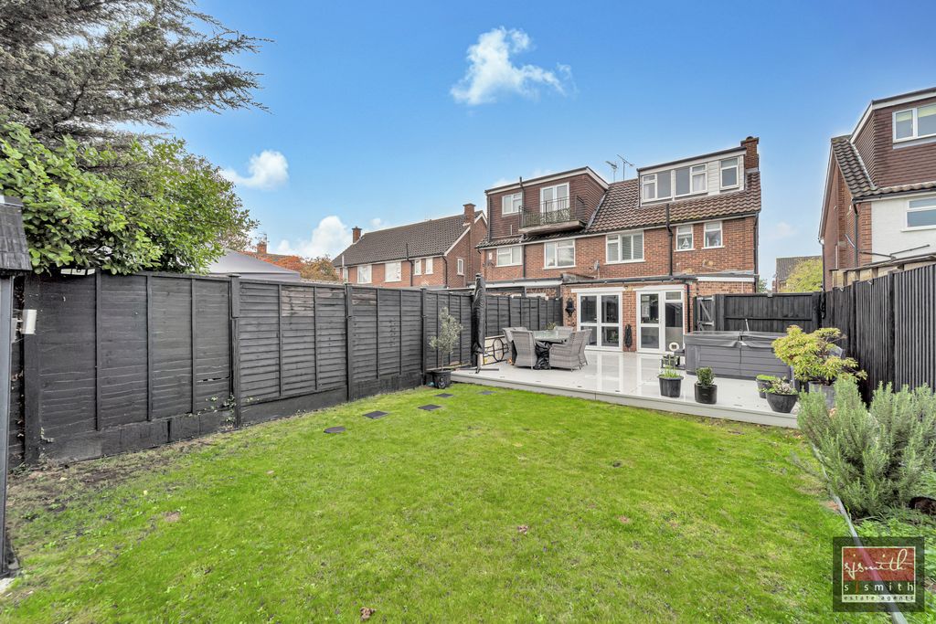 Property photo 1 of 14 Dsc09343