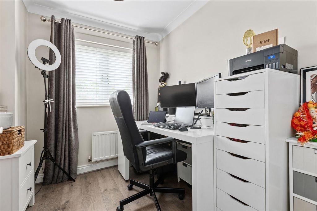 Additional image 15 of 3 bed detached house for saleWilbury Road, Letchworth Garden City SG6