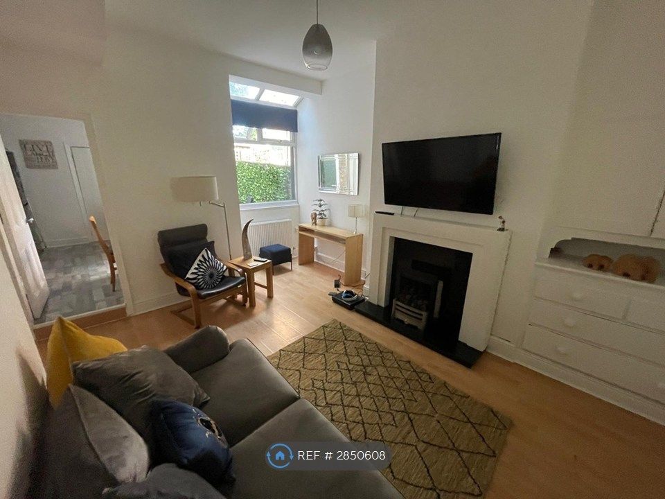 Property photo 3 of 9