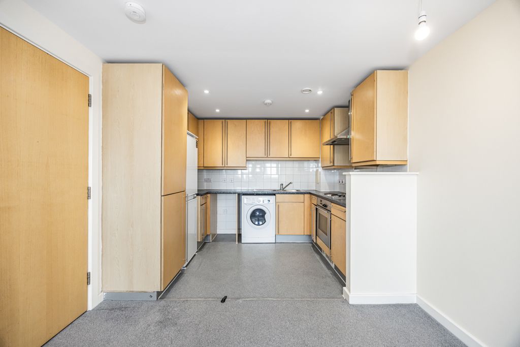 Property photo 3 of 9