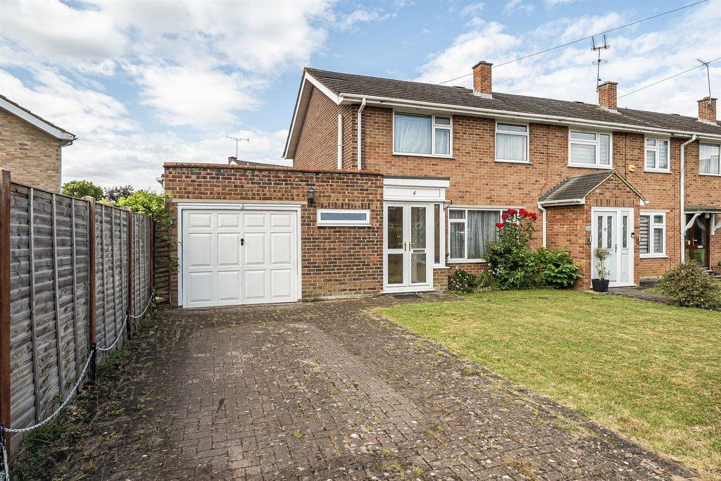 Property photo 1 of 12