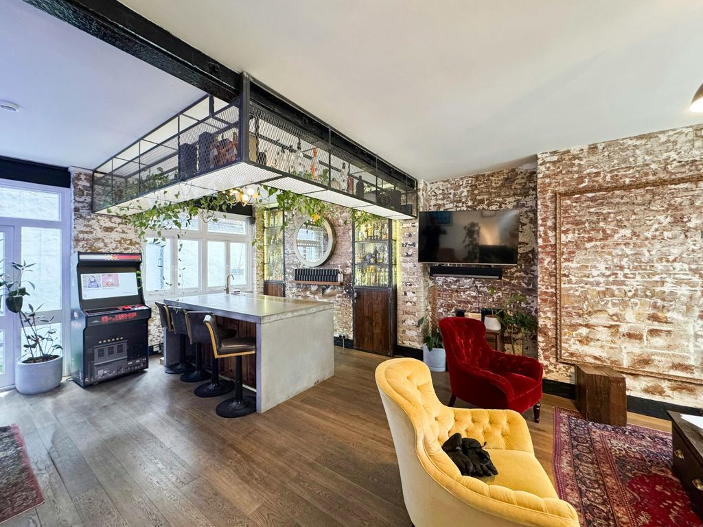 Property photo 1 of 8 Image (46).Jpg