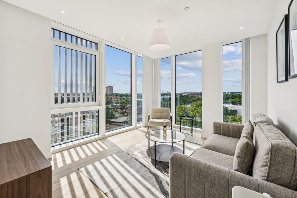 Property photo 1 of 11 Jll