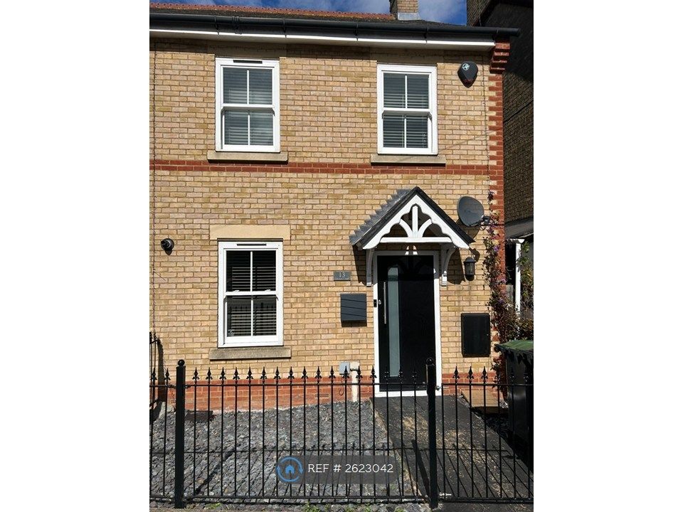 Property photo 1 of 20 Frontage
