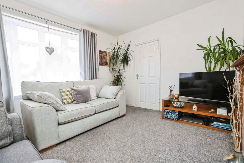 Property photo 2 of 16 Pbox-Img.Jpg