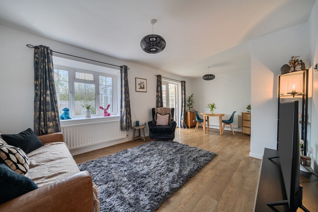 Property photo 3 of 12 140352586979Ff19d4Bed