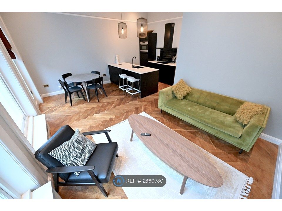 Property photo 3 of 24