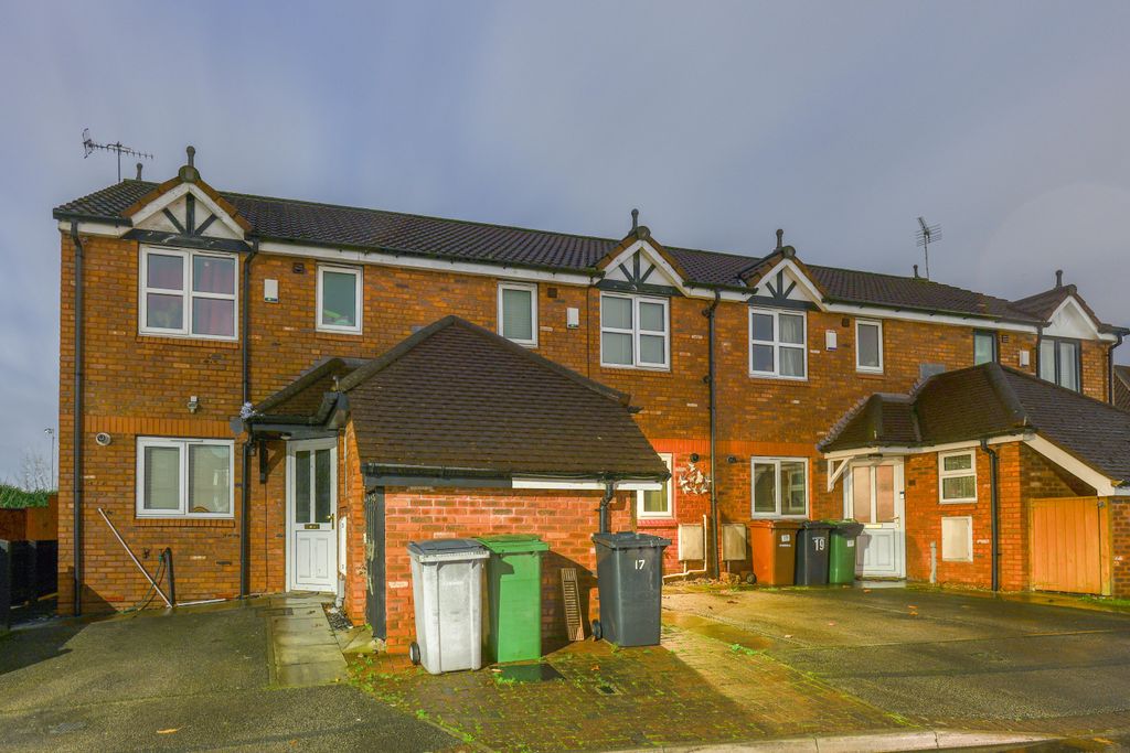 Property photo 1 of 23