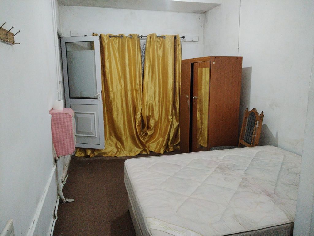 Property photo 2 of 8 Gallery