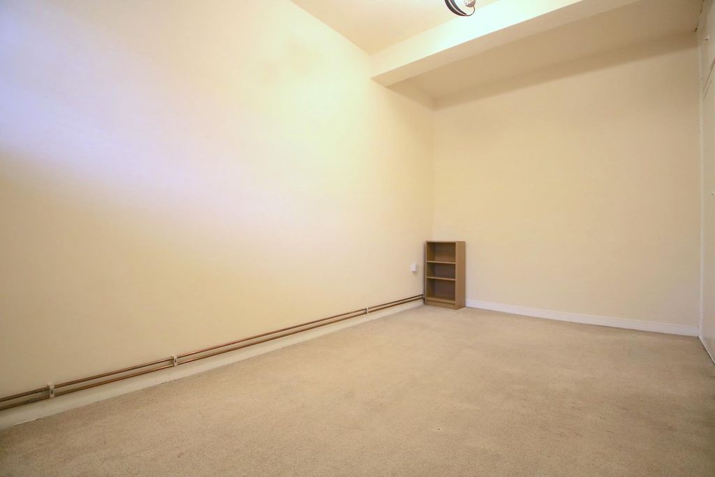 Property photo 3 of 7 Img_1400.Jpg