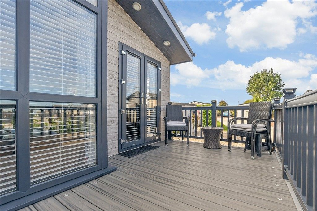 Property photo 3 of 14 Patio / Decking
