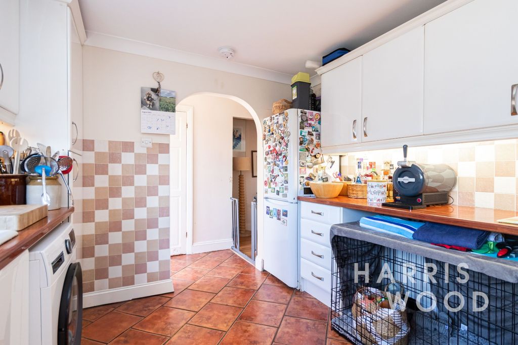 Property photo 3 of 19 4488573