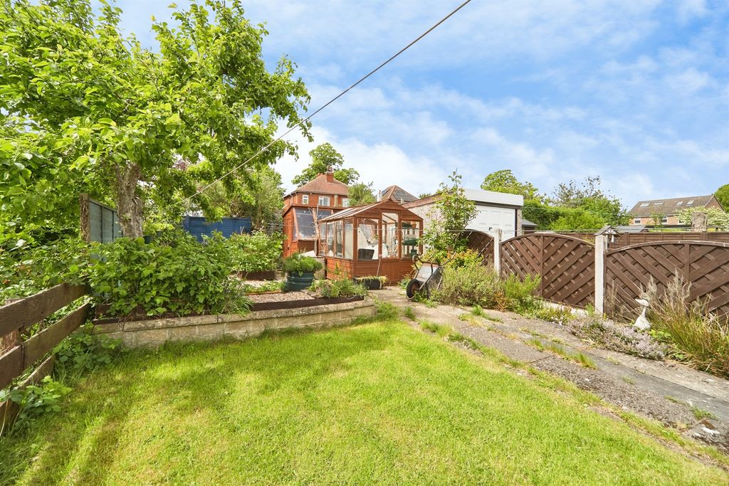 Property photo 3 of 13