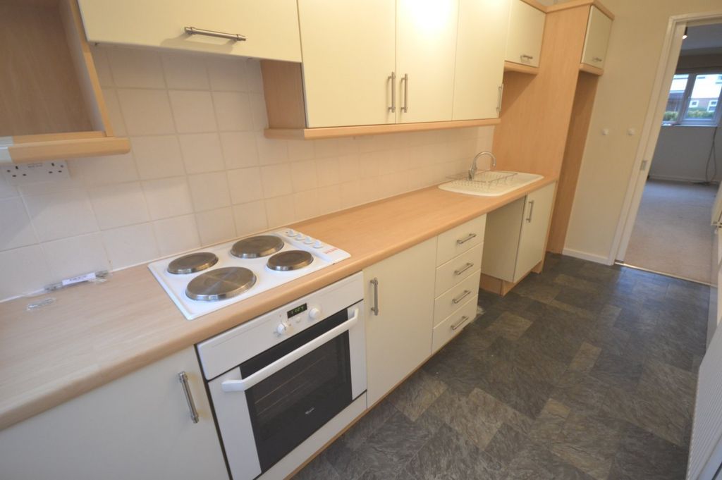 Property photo 2 of 4 Kitchen