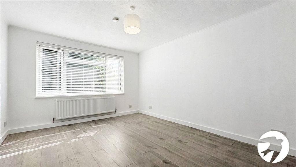 Property photo 1 of 6 Picture No. 05