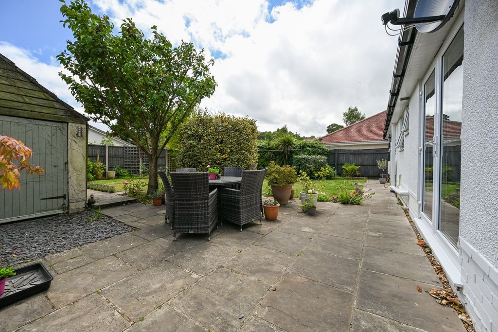Property photo 3 of 11