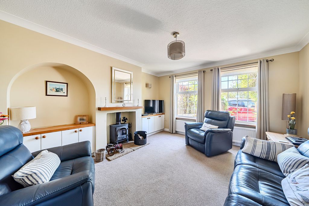 Property photo 2 of 22 1488721-9-6A5E361...