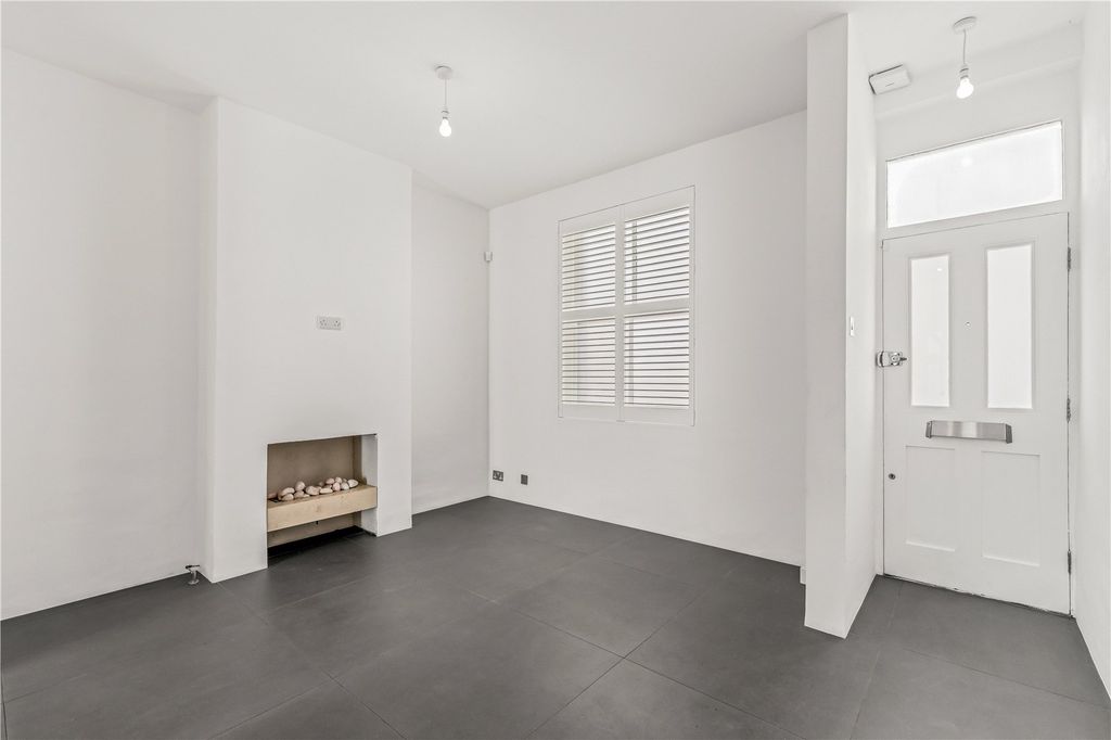 Property photo 3 of 15 Reception Room