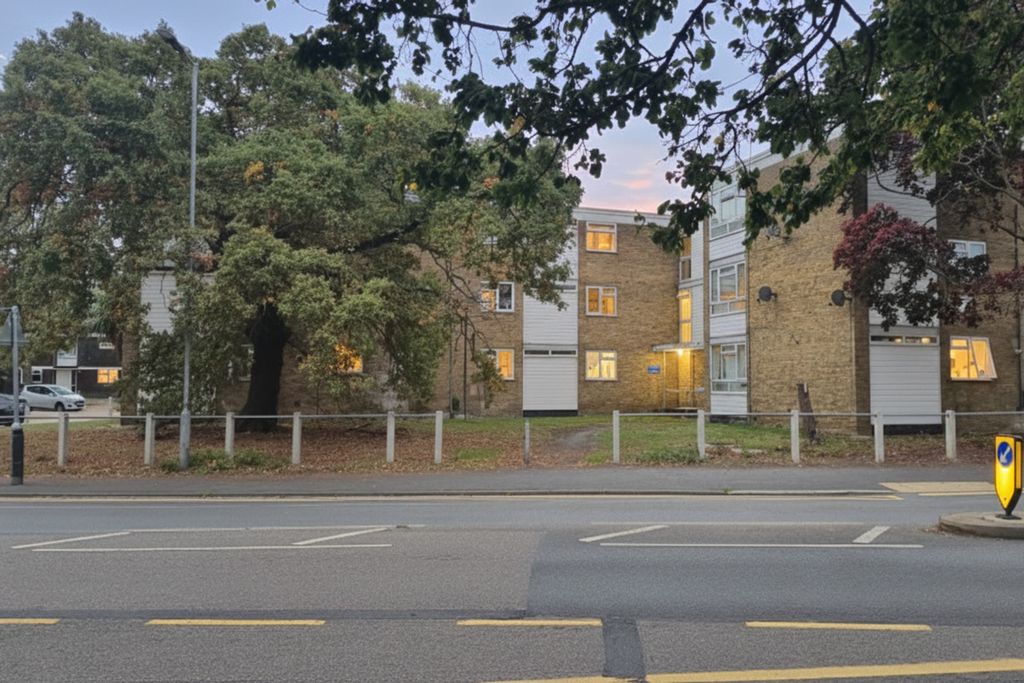 Property photo 1 of 5