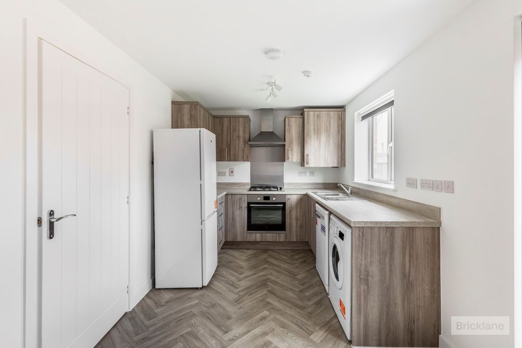 Property photo 1 of 14 Kitchen