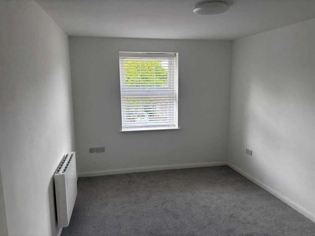 Property photo 3 of 13 Bedroom One