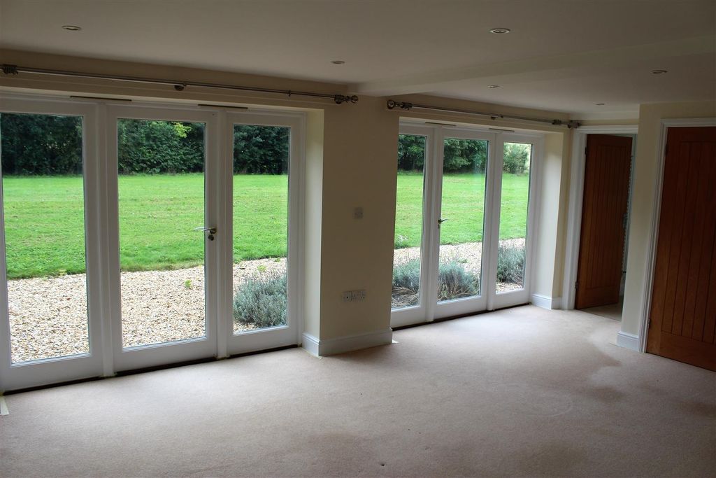 Additional image 13 of 5 bed barn conversion to rentBransbury, Barton Stacey, Winchester SO21