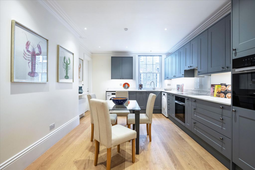 Property photo 3 of 20 Image