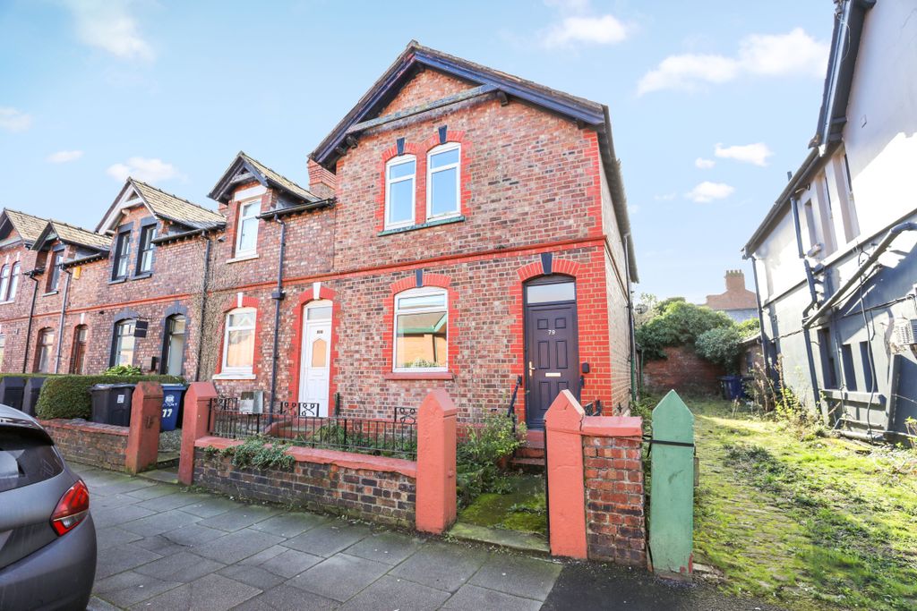 Property photo 2 of 20