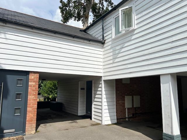 Property photo 1 of 12 Exterior