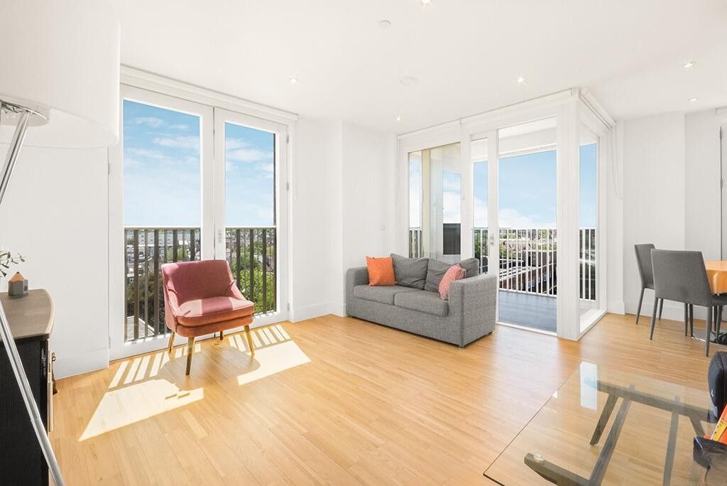 Property photo 3 of 10 Photo 3