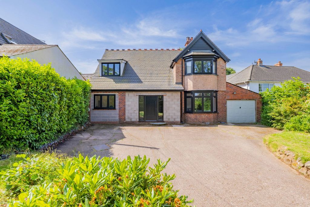 Property photo 2 of 66