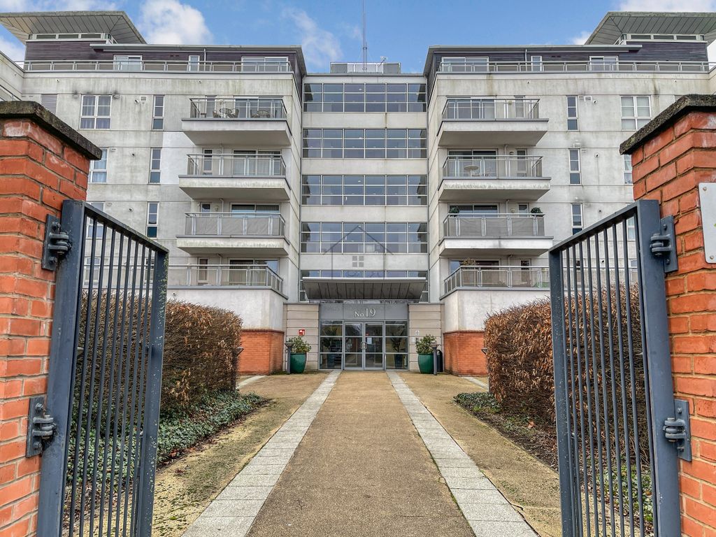 Property photo 1 of 11 Gated Access