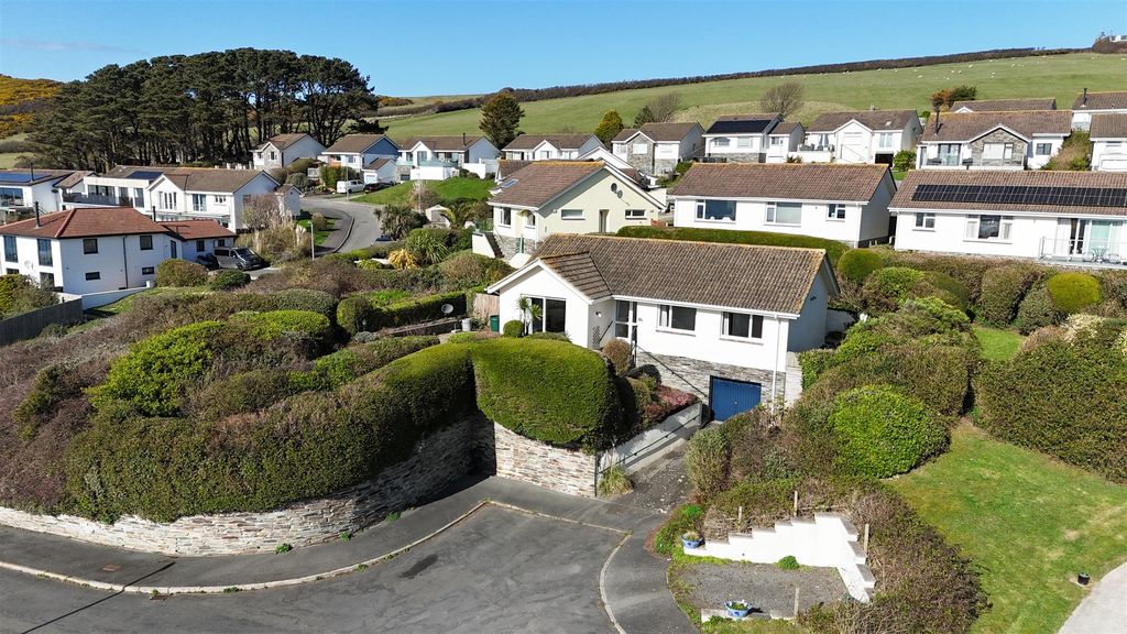 Property photo 2 of 30 Chich Drone 4.Jpg