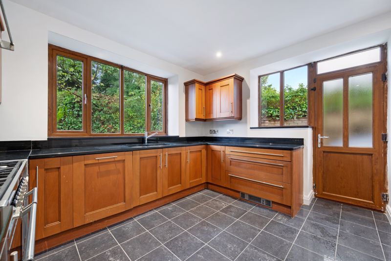 Property photo 3 of 14 Photo 20