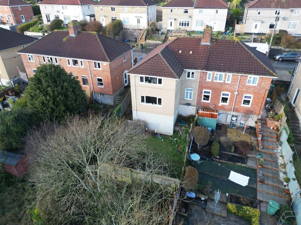 Property photo 2 of 27 45 &amp; 45A, Ponsford Road, Knowle, Bristol Bs4 2Ut |