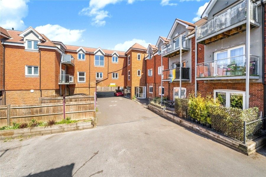 Property photo 1 of 7