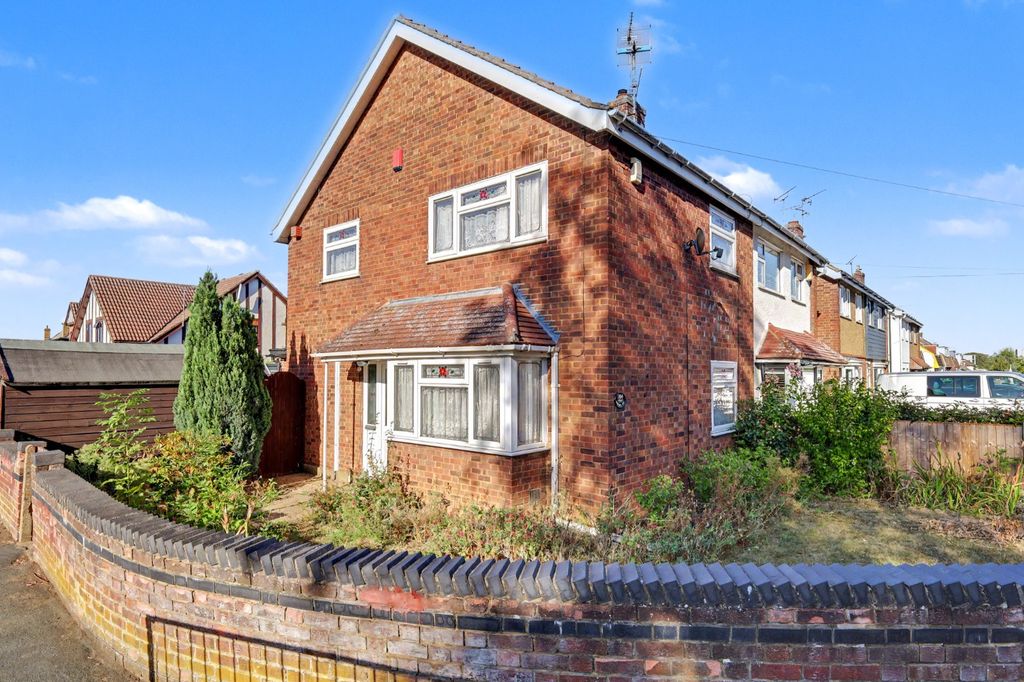 Property photo 1 of 17 5522982