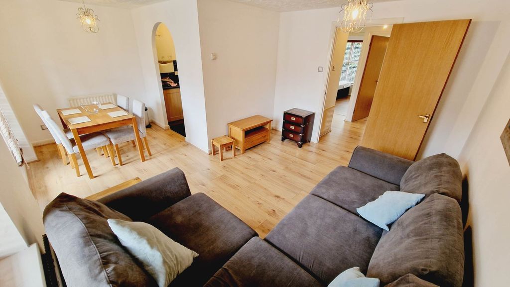 Property photo 3 of 16