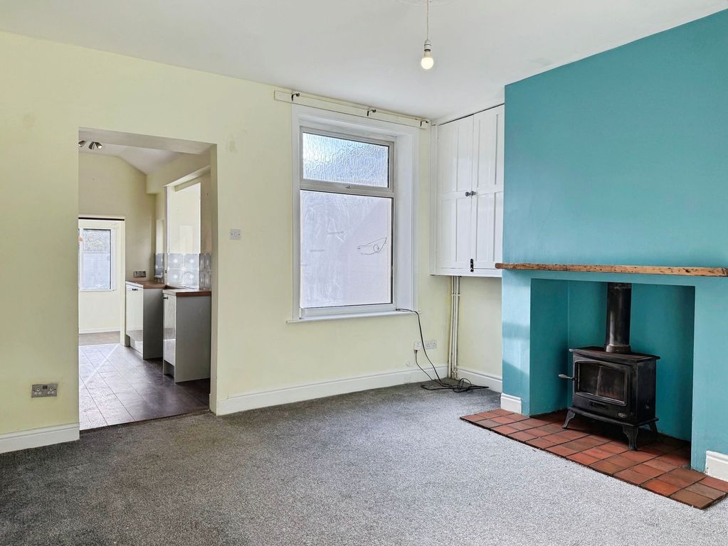 Property photo 3 of 14