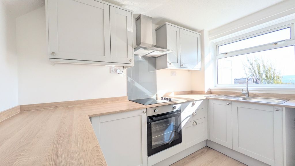 Property photo 3 of 21 Pxl_20260408_090254868~2