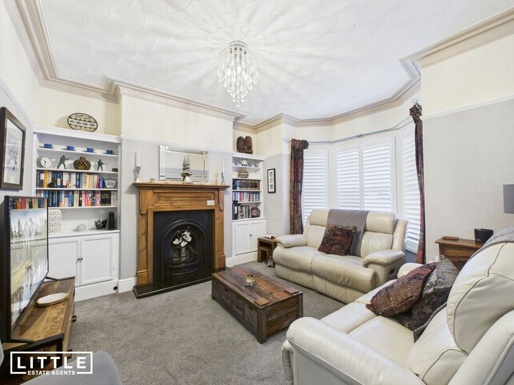 Property photo 3 of 29 Photo 1