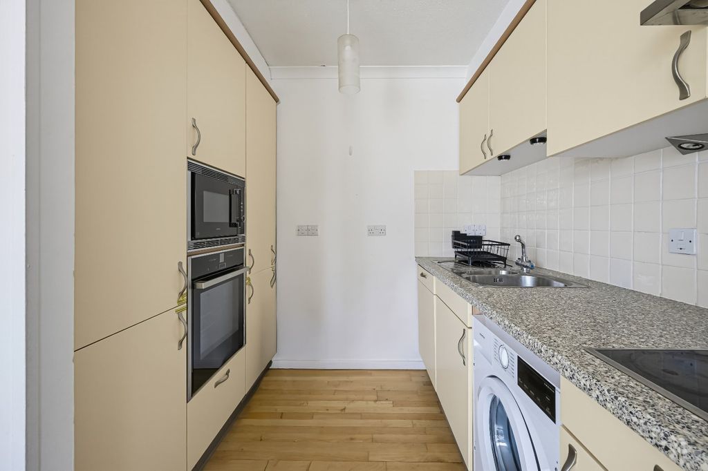 Property photo 3 of 8 Picture No. 07